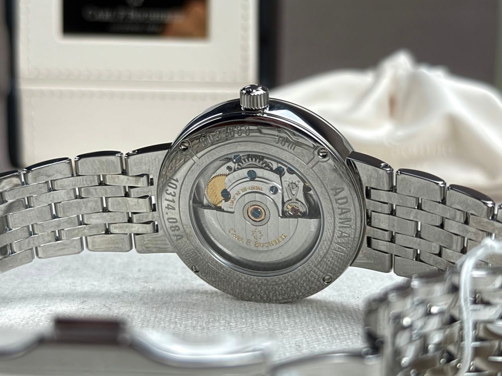 Швейцарские лимитированные механические часы Carl F. Bucherer
