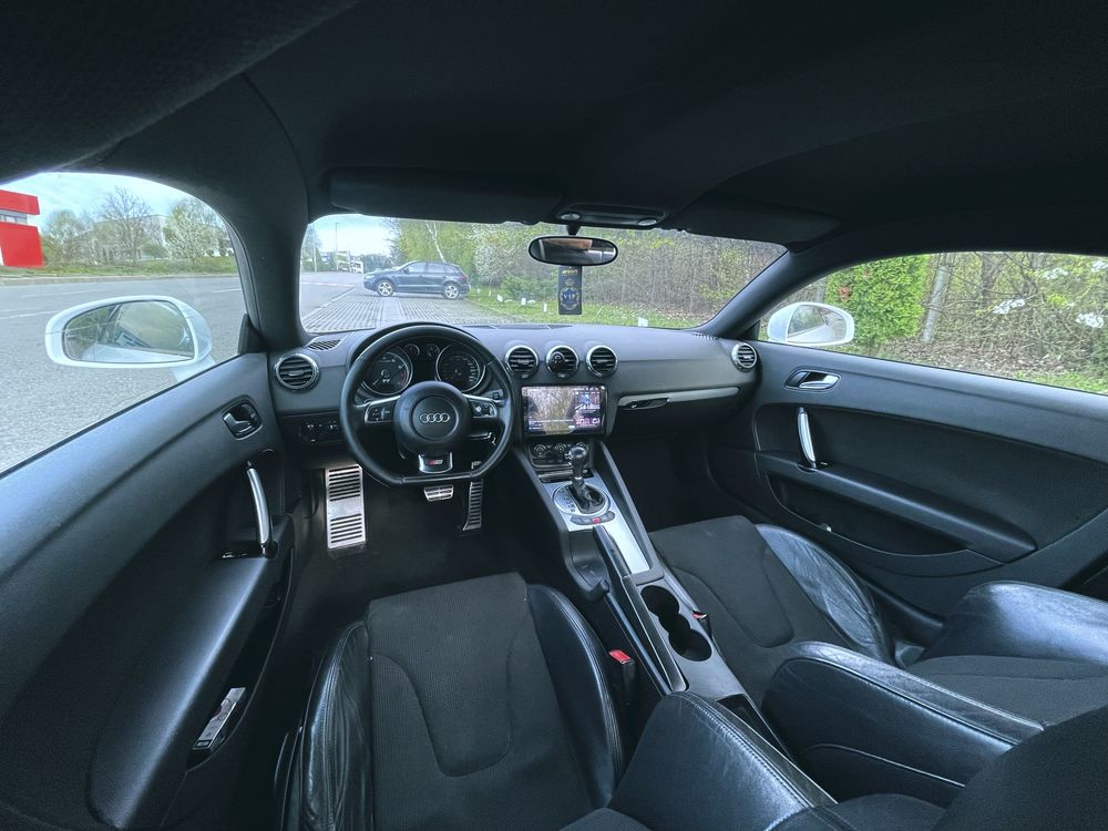 Audi TT S-line 2.0 200 cp