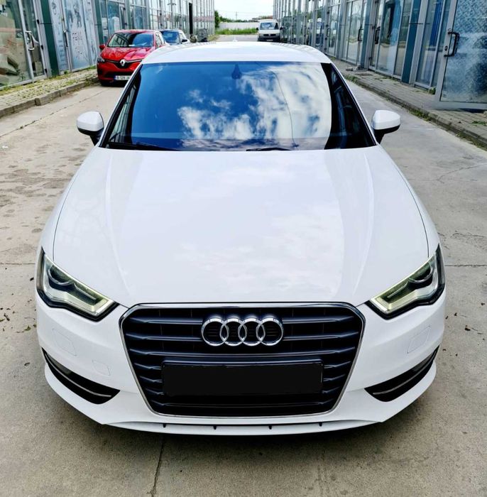 Audi A3/ Sportback S-line/ 1.6 TDI S-tronic