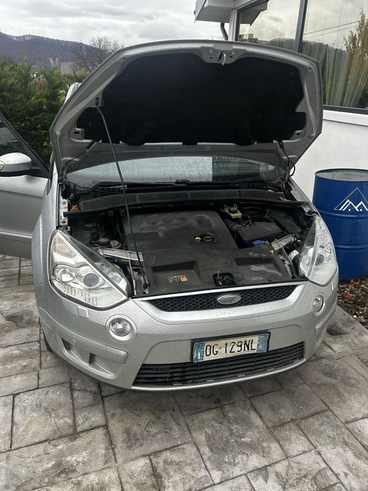 De vanzare ford focus S-MAX