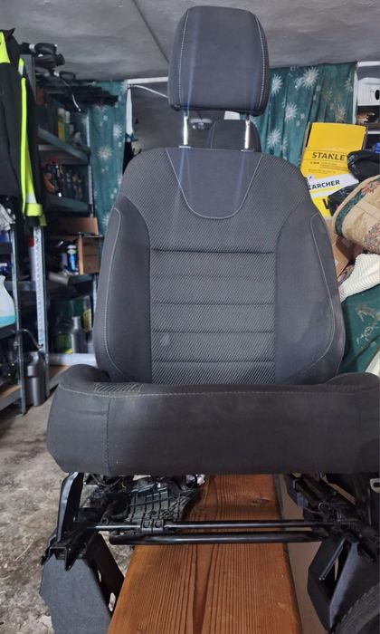 Interior Ford Kuga toate piesele disponibile