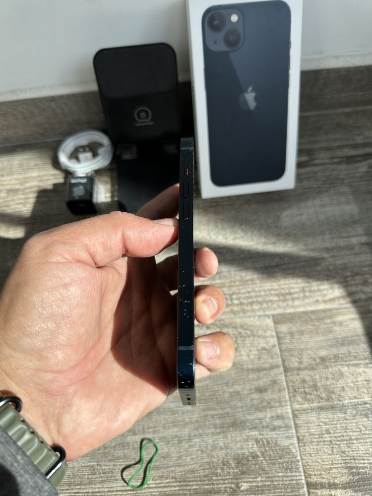 iPhone 13 128GB/100% battery