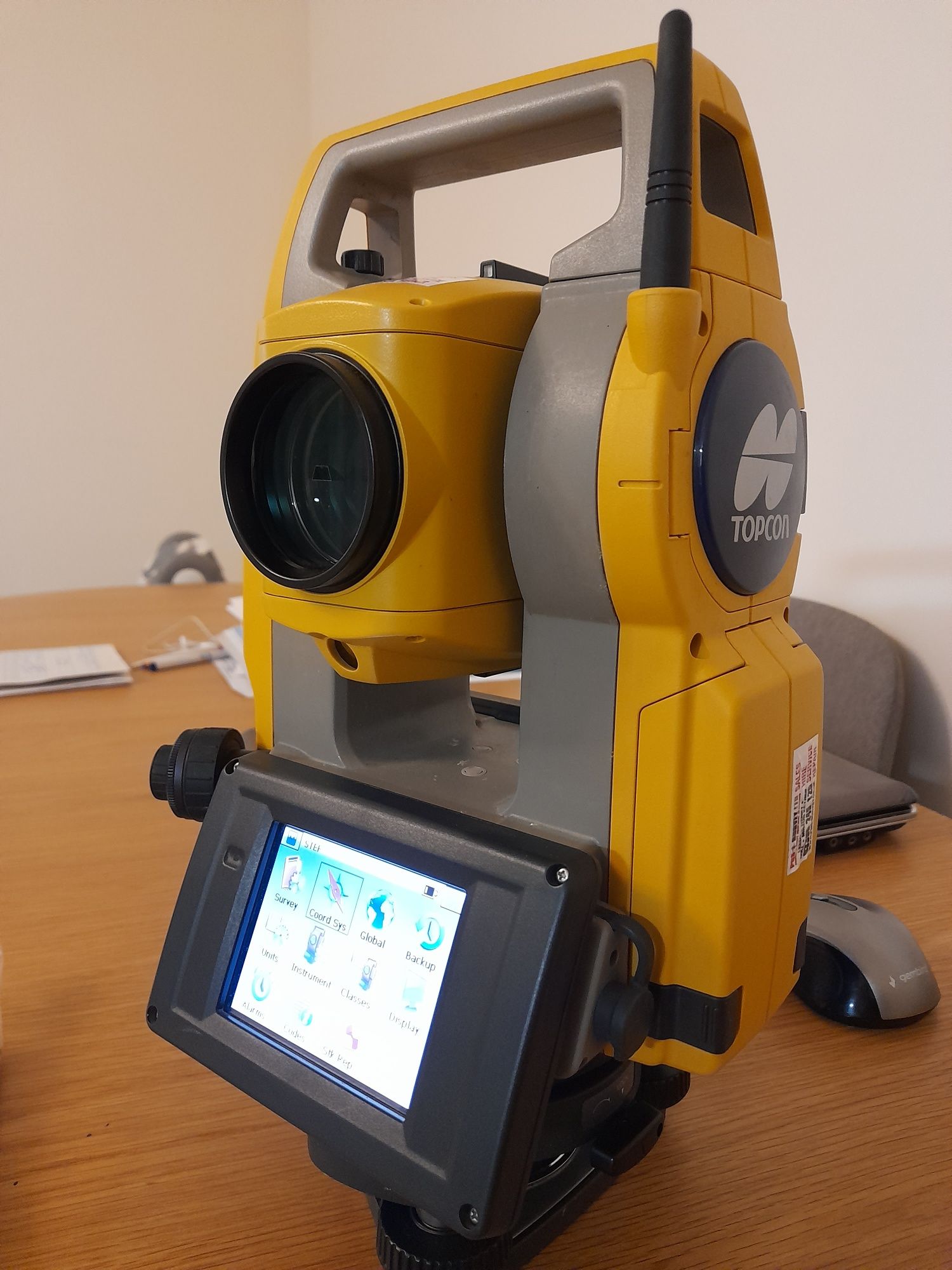 Тотална станция Topcon OS-103 3" точност