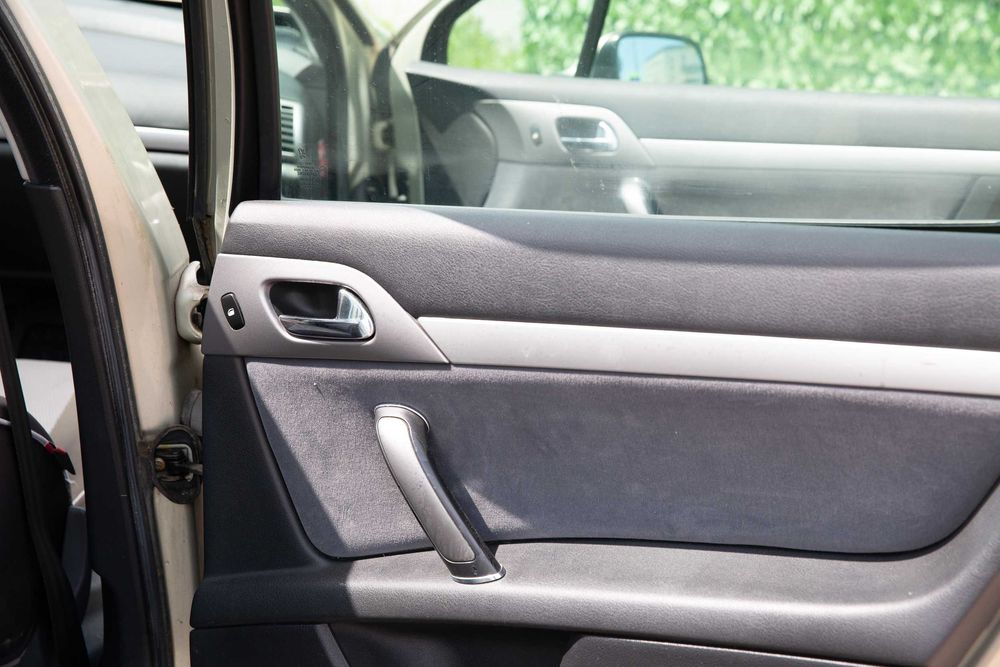 Vand Peugeot 407 unic propietar