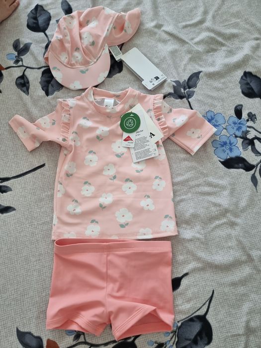 costum de baie bebelusi spf 50 C&A