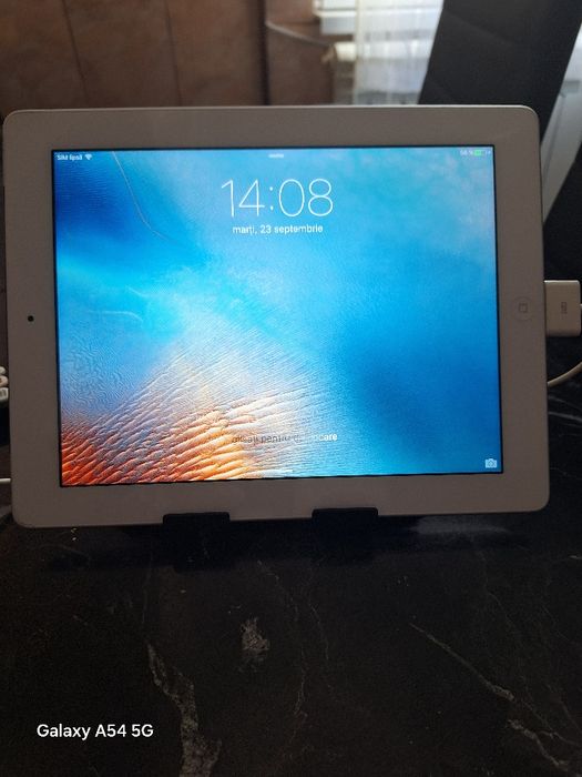 Ipad 16g  .tabletă