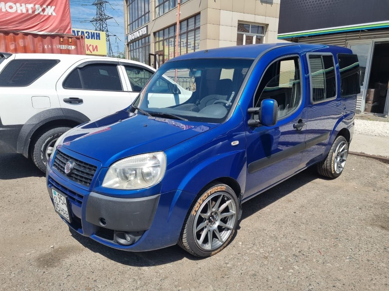 Fiat Doblo в хорошем состоянии, на автомате
