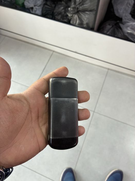 Nokia 8600 arginal srocna