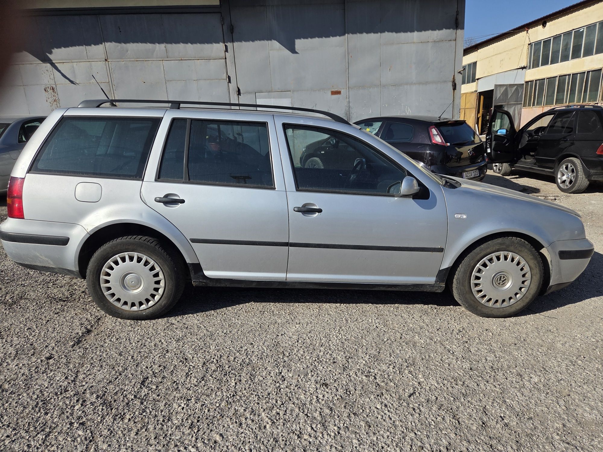 VW Golf 4 1.4i нов внос