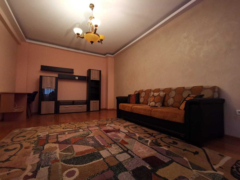 Vând mobilier în stare buna