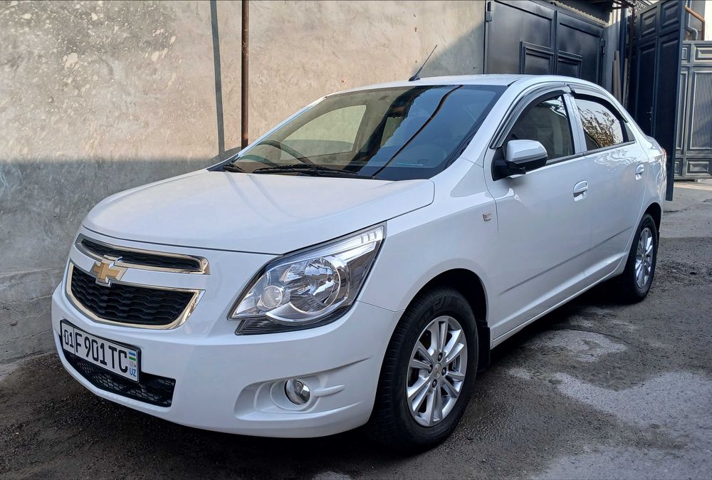 Кобальт оқ 2024 йил 8500 пробег сотилади.