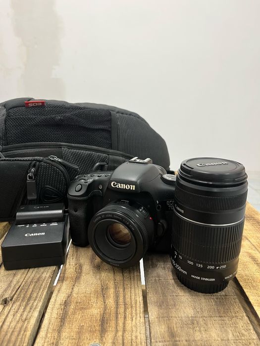 Профессиональный фотоаппарат Canon 7d