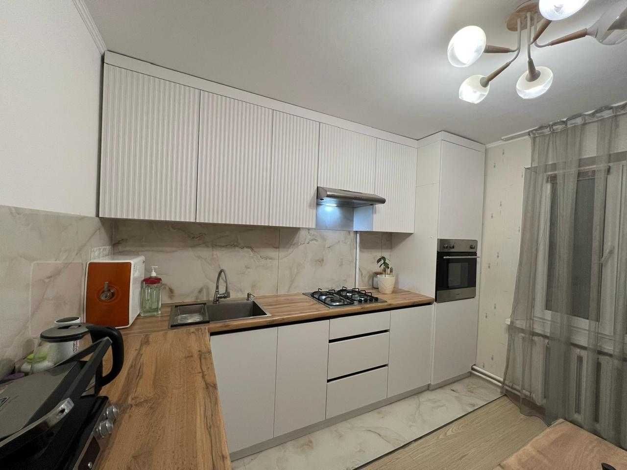 Продается 3-х комнатная квартира в Авангарде, 4 мкр., 19 дом.