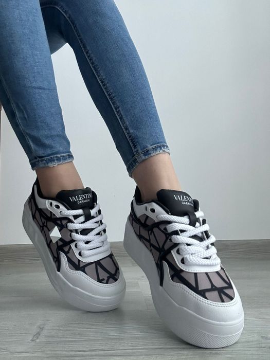 Valentino Garavani marimi 36-40