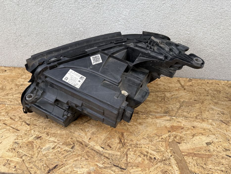 Far dreapta Mercedes E Class W213 Full LED MULTIBEAM BLUE Original