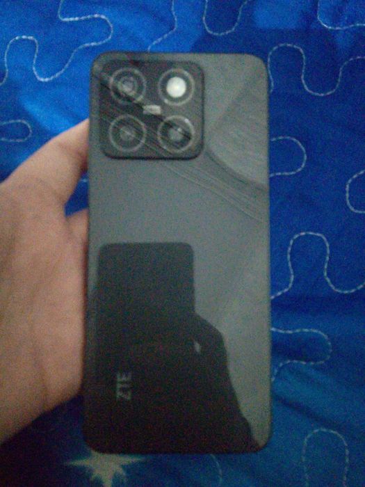 Продам телефон Zte a55 128гб
