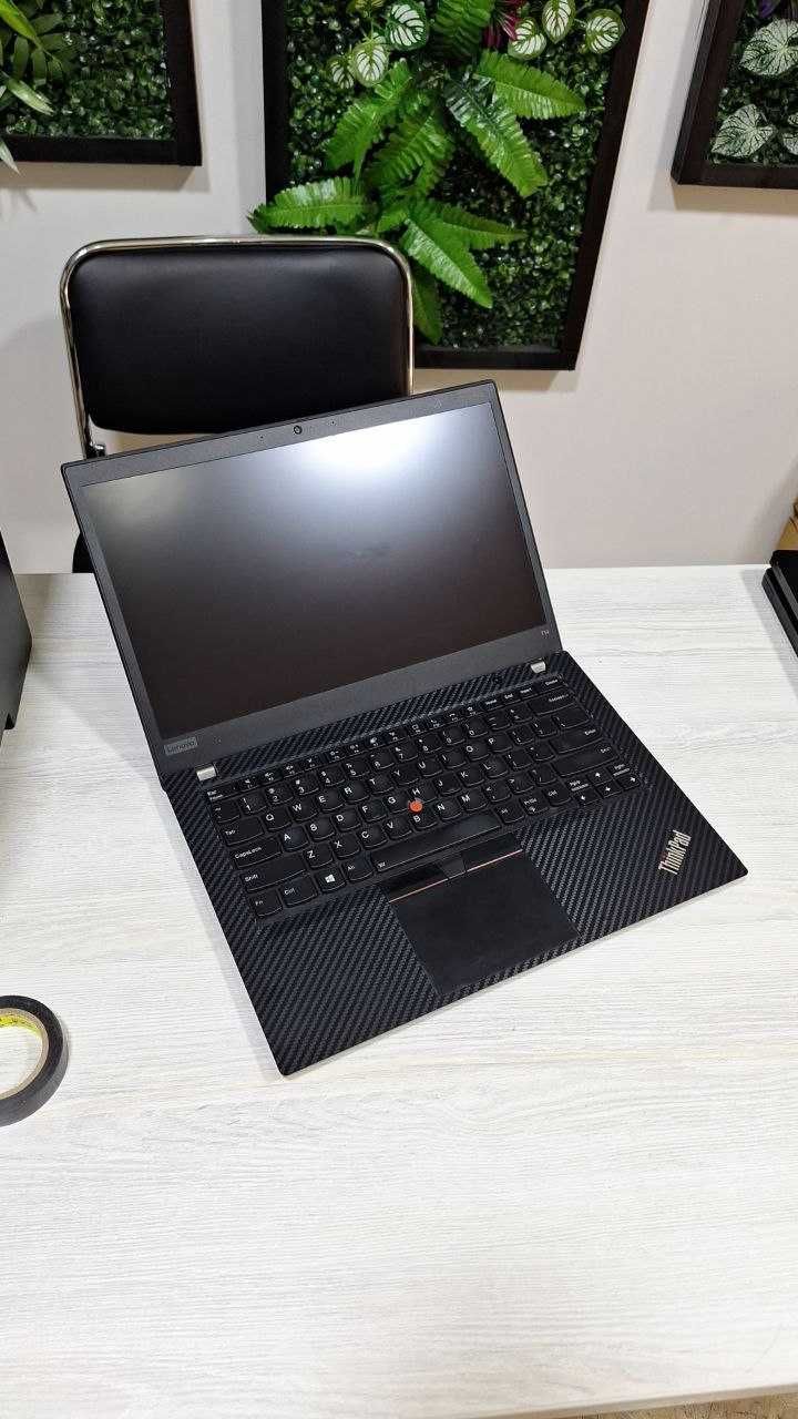 LENOVO ThinkPad T14 14” FullHD IPS Core 7  10610U 16GB / 256SSD
