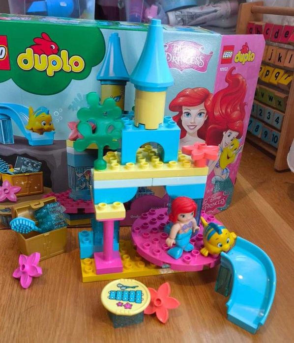 LEGO DUPLO Disney 10922 - Castelul lui Ariel