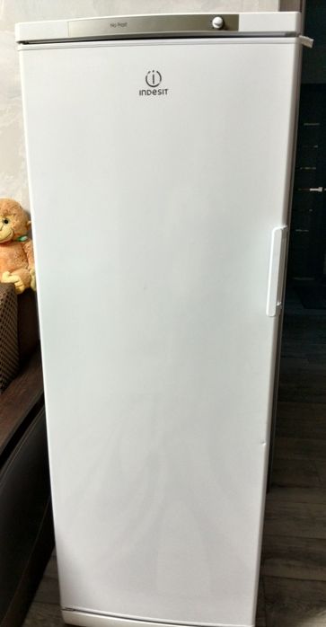 Морозильная камера Indesit
