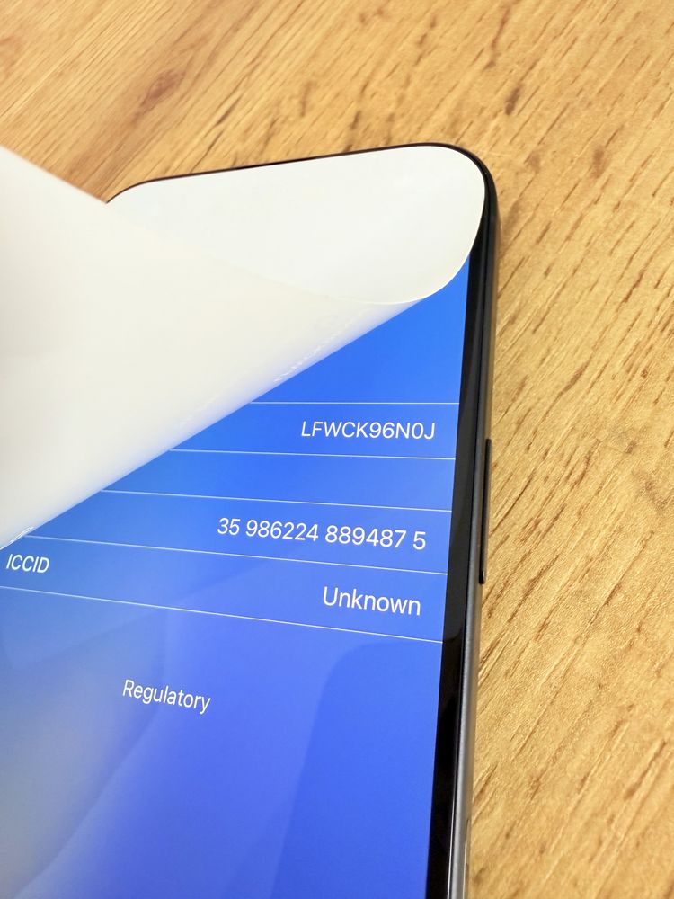 iPhone 16 256GB чисто нов Канада!!!