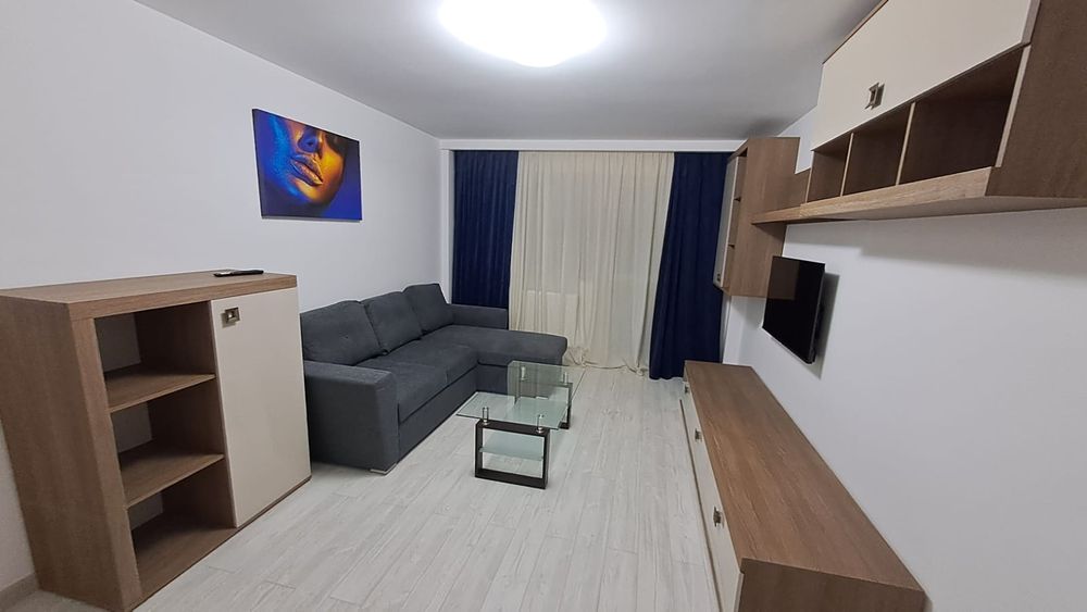 Inchiriez apartament regim hotelier
