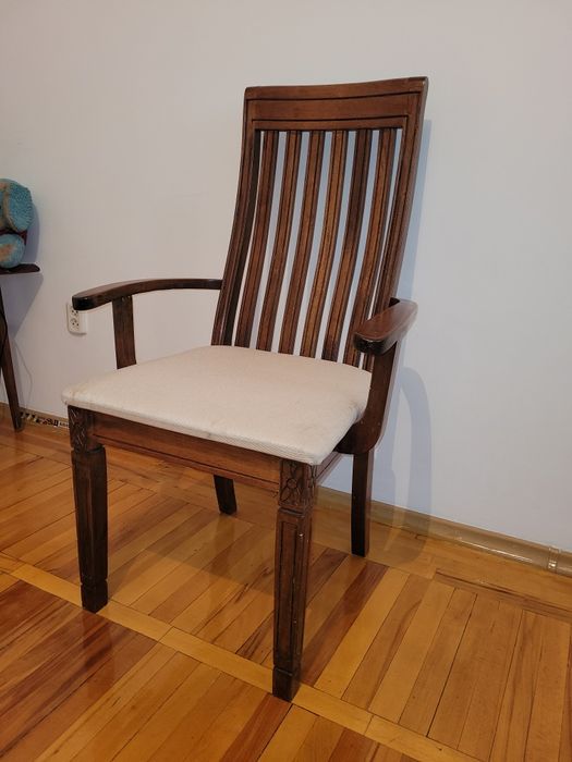 Продам стулья в отличном состоянии