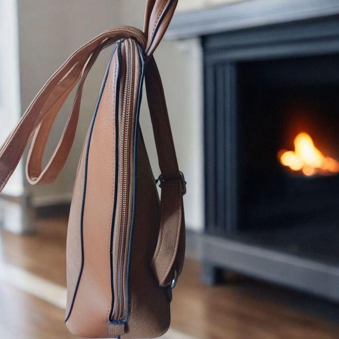 Дамска чанта раничка