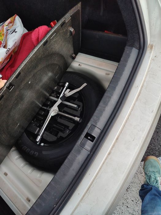 SKODA Octavia hibrid 1.0