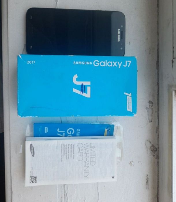 Samsung J7 sotiladi