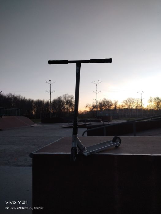 трюковой самокат limit