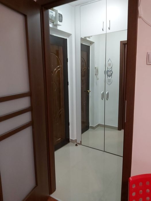 Garsoniera de inchiriat  Tineretului 5 min de metrou