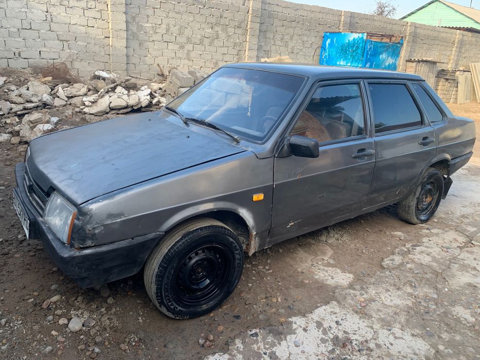 Ваз 21099 мокрый  цвета 1993г/в в среднем состоянии газ /бензин