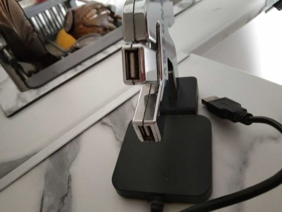 зарядка для флешек на Левом берегу