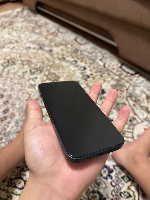 Продам айфон 13 в хорошем состоянии