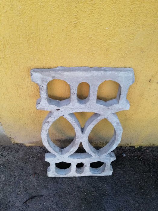 Орнамент за градинска ограда