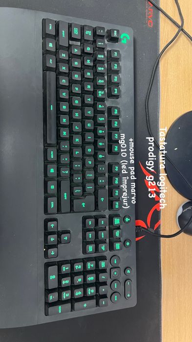 PACHET GAMING (Unitate, monitor, tastatura, casti, mouse)