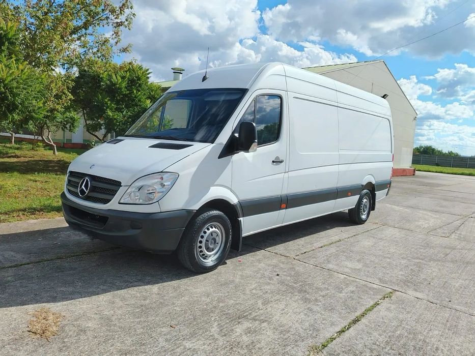 Mercedes-Benz SPRINTER 313 CDI Mercedes-Benz Sprinter 313 CDI frigorific,  5866 km, stare excelenta