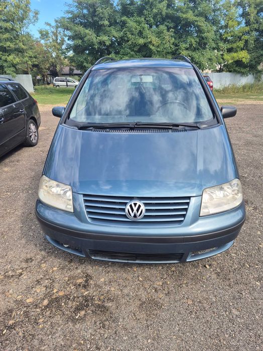 VW Sharan 1,9 105 cai