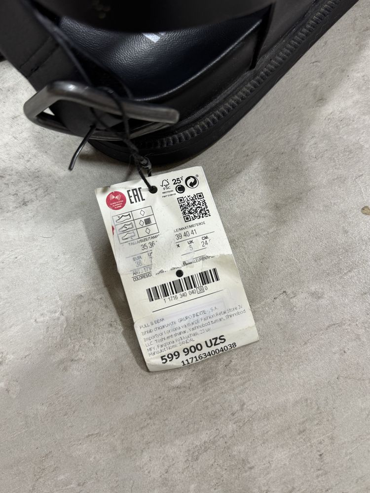 Новые сандалии Pull&Bear