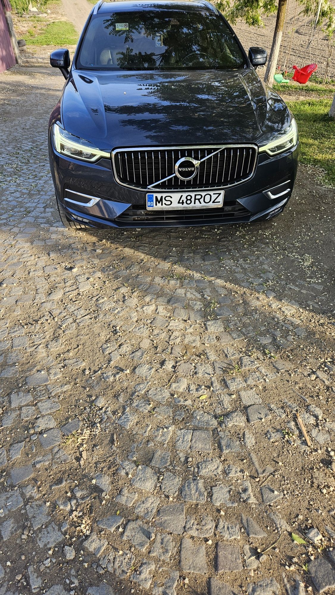 Vinn volvo xc60  din 2018 cutie automata  sau schimb