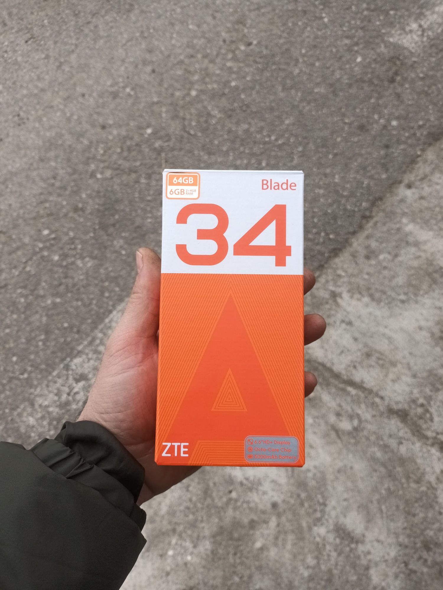 Telefon zte a34.