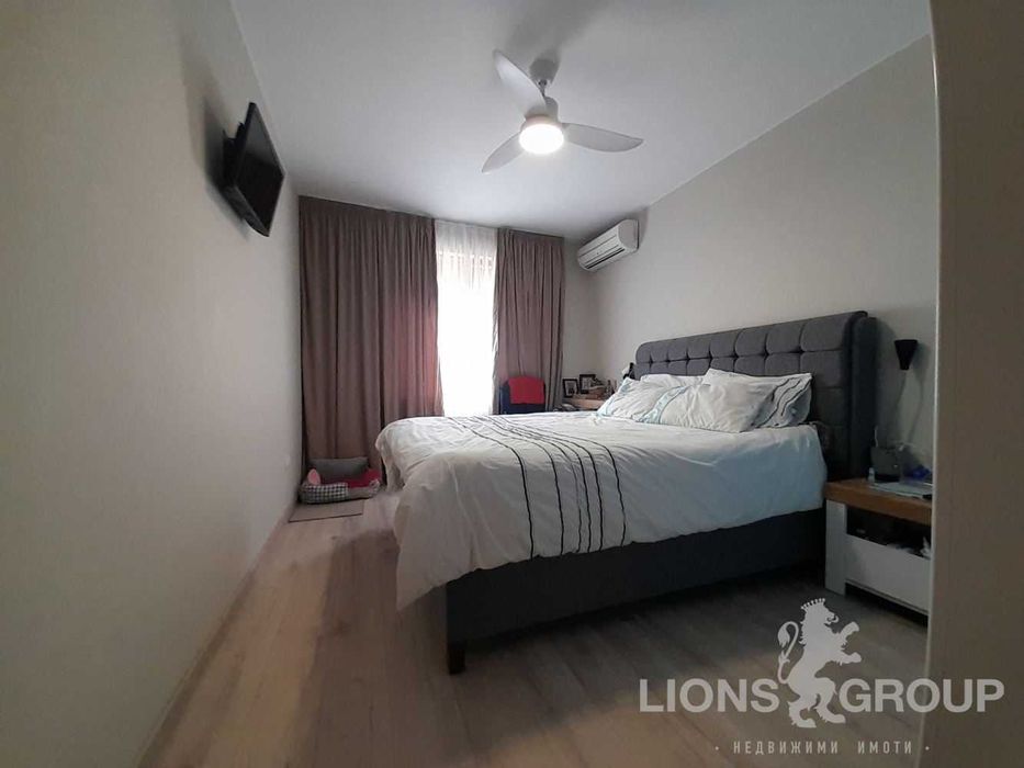 Продава се Четиристаен апартамент в Варна, Бриз - 117 кв.м за 2821 €/кв.м - Снимка #5