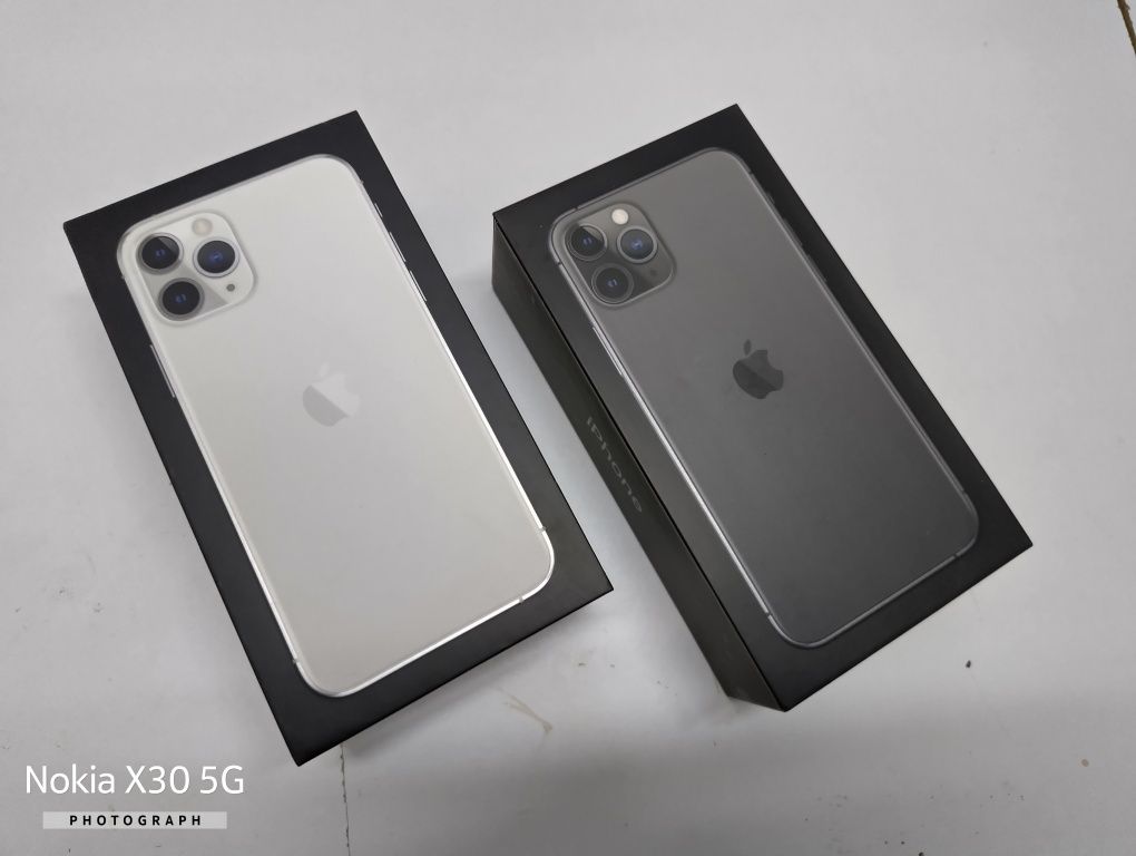 Cutii accesorii iPhone 11 Pro