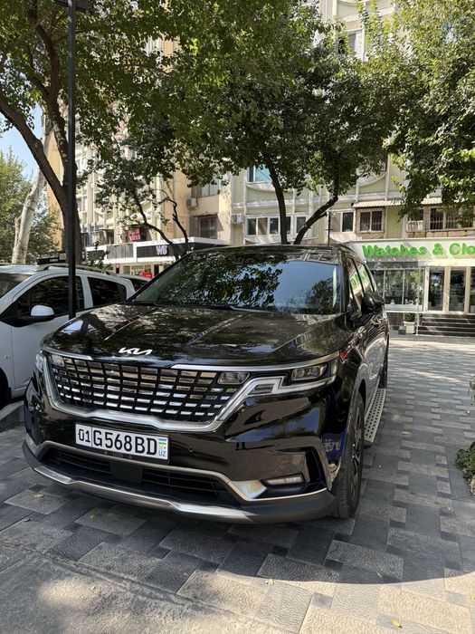 Kia Carnival 2023 yil