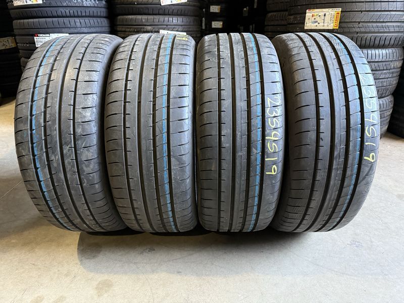 235/45/19 Goodyear 4бр