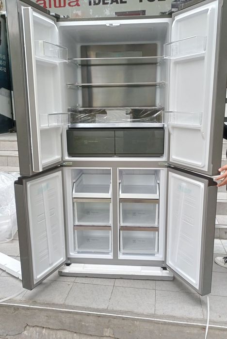 Холодильник от бренда Aiwa