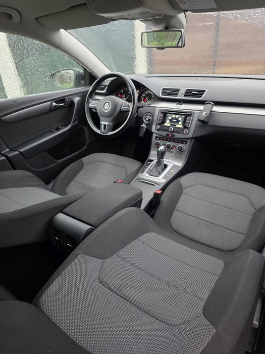 Volkswagen Passat B7 2014 2.0 TDI DSG Xenon Led Recent adus