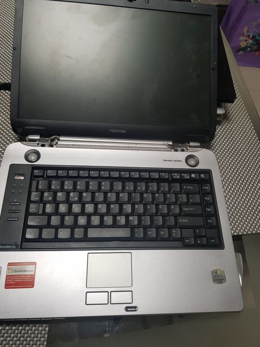 Lap Top на Части