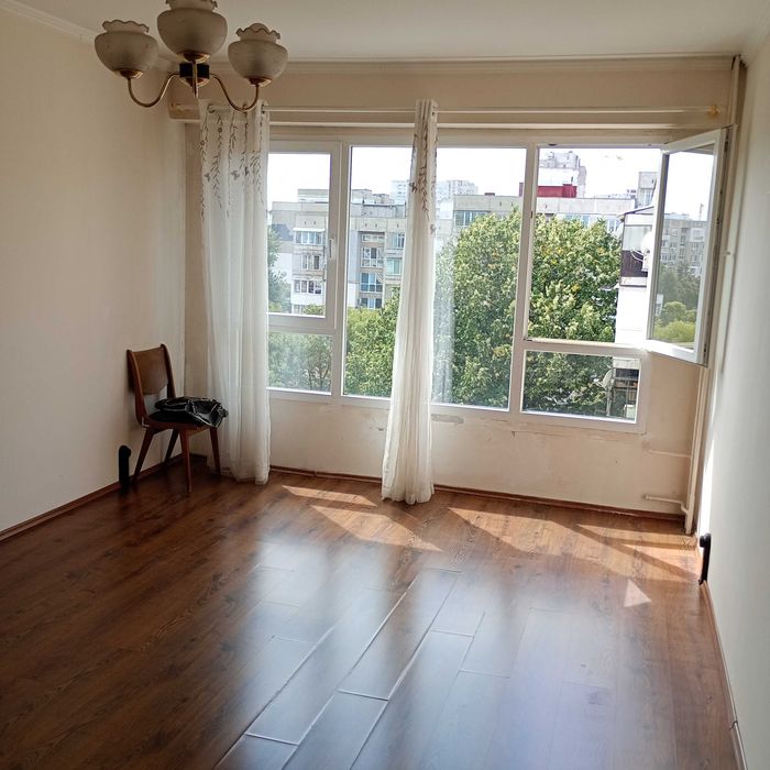 Продавам апартамент