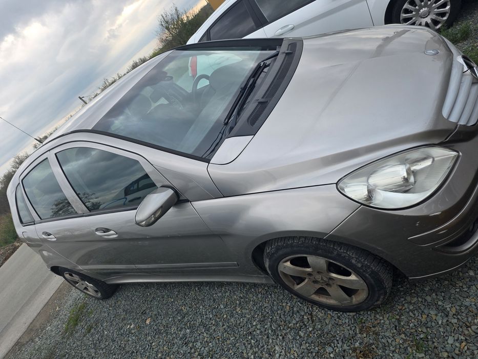 Vand Mercedes-Benz B Class